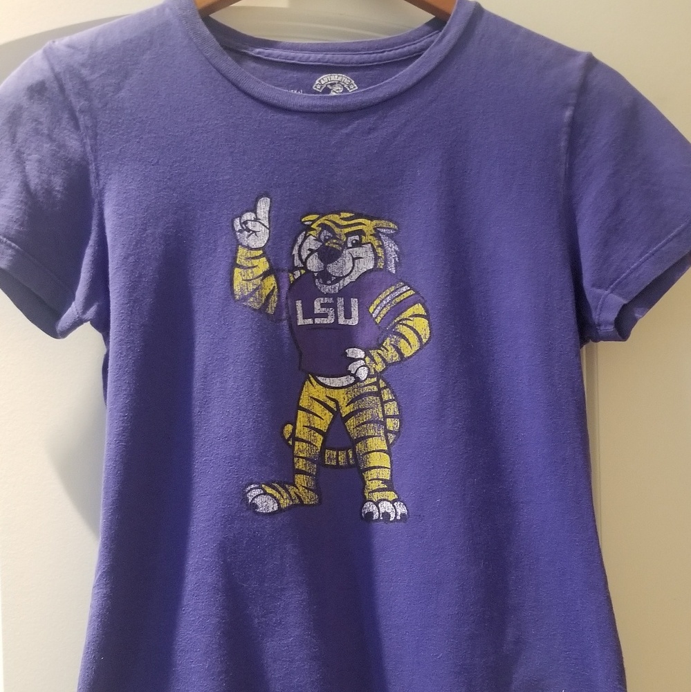 LSU shirt